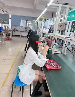 浙江一小伙進廠打工,因工廠伙食無奈辭職,男子:太影響我找對象