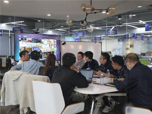 軟銀機(jī)器人與擎朗智能深化戰(zhàn)略合作,共拓全球服務(wù)機(jī)器人市場(chǎng)