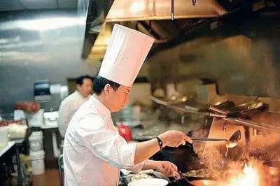 關(guān)注丨市場(chǎng)監(jiān)管總局解讀 餐飲服務(wù)食品安全操作規(guī)范 第四期