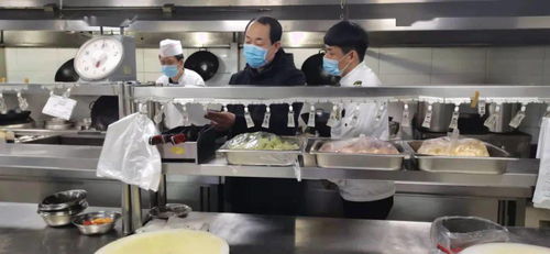 赤峰市市場監(jiān)管局全力保障 兩會(huì) 期間餐飲服務(wù)和特種設(shè)備安全